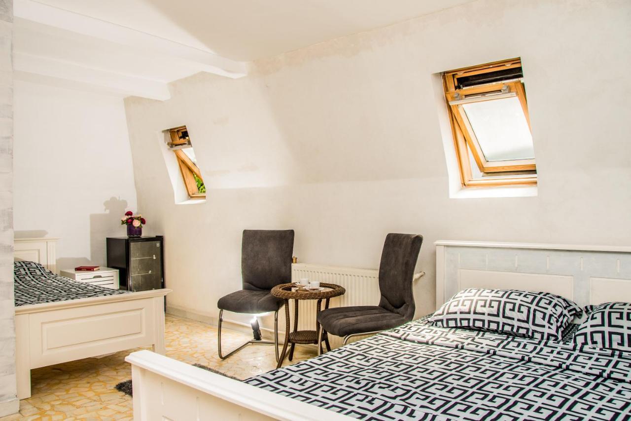 La Verde Hotel Яш Екстериор снимка
