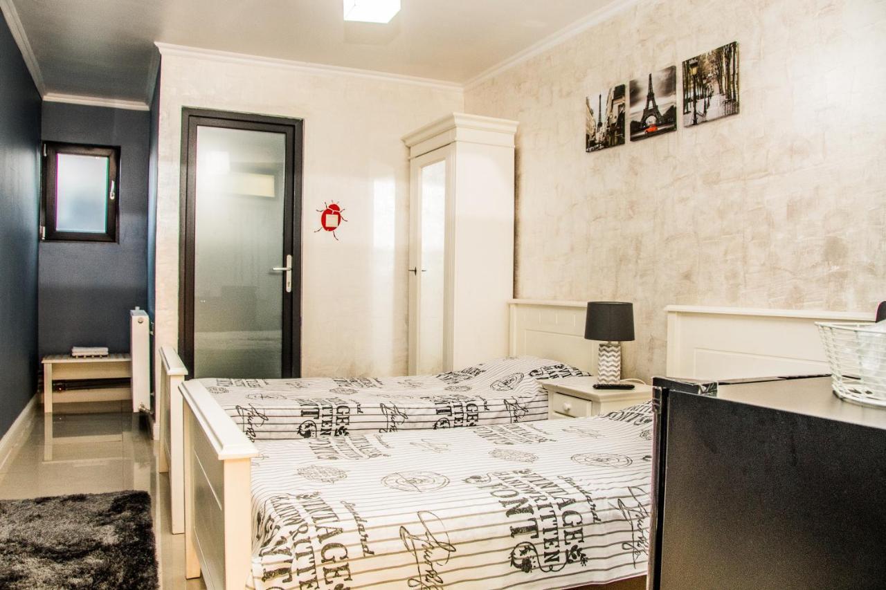 La Verde Hotel Яш Екстериор снимка